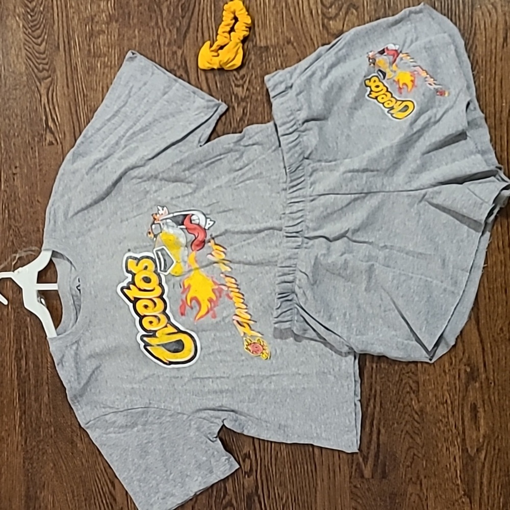 Flamin' hot cheetos pajama set with scrunchi, small, medium, or xl (JUNIORS) NWT